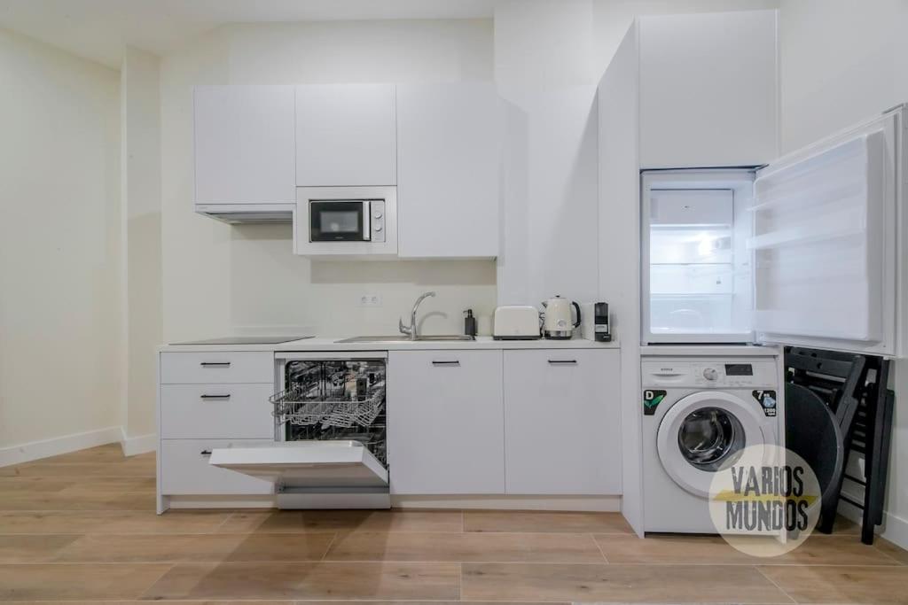 Cool Y Centrico Apt 6Px En Plena Plaza Del Carmen E2 Madrid Dış mekan fotoğraf