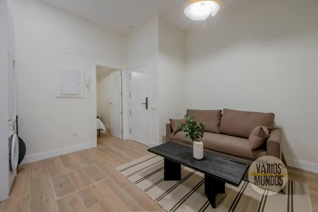 Cool Y Centrico Apt 6Px En Plena Plaza Del Carmen E2 Madrid Dış mekan fotoğraf